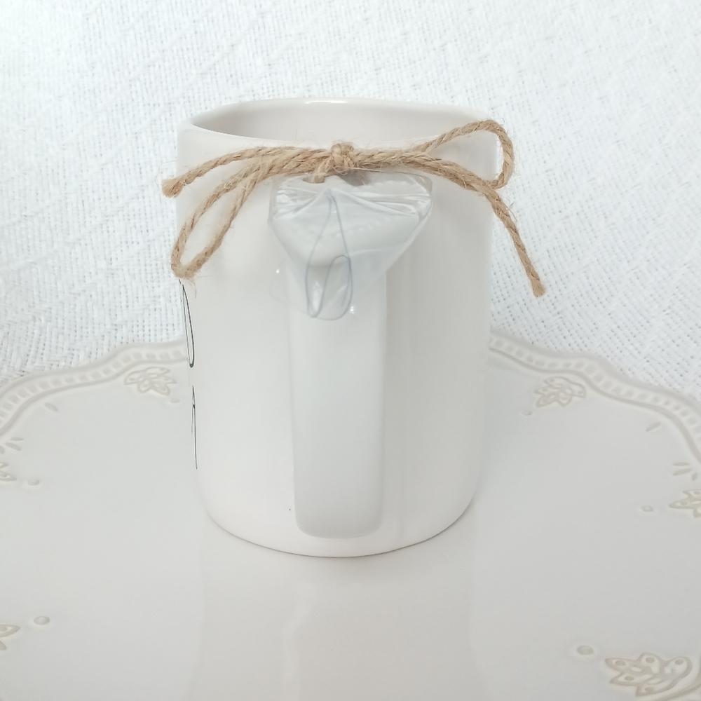 NWOT Rae Dunn Artisian Collection By Magenta ONE BLESSED MAMA Ceramic Mug - Picture 2 of 10